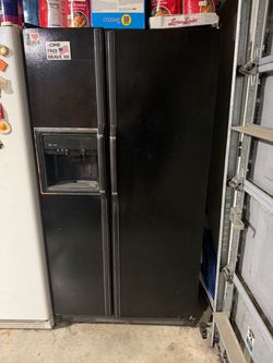GE REFRIGERATOR
