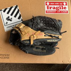 Baseball Glove By Mizuno 10 3/4 In