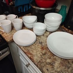 Porcelain Set