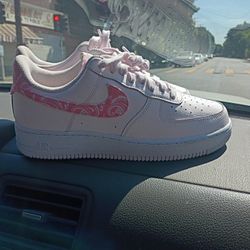 91/2 Nike Shoes Brandnew