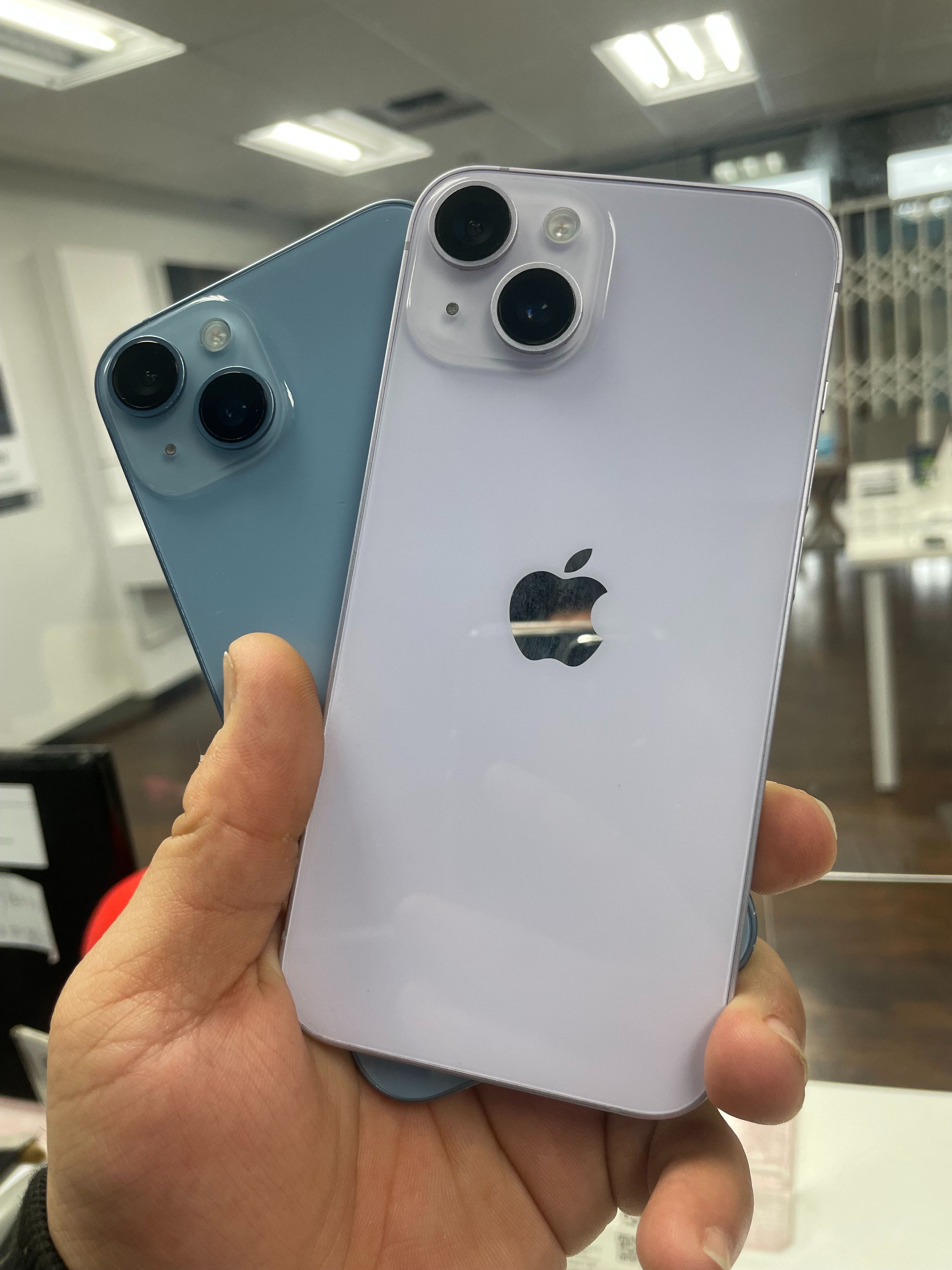 ๐ Apple iPhone 14 6.1 inch Now from $249! Save 70% and Take It Home Today for Just $1