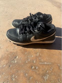 Nike baseball cleats