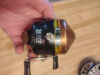 Antique Zepco 600 Push Button Reel