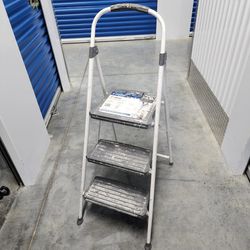 3ft Step Ladder (4 Available)
