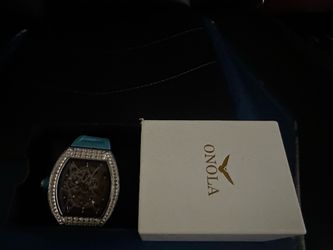 Moissanite color blue looking for trades