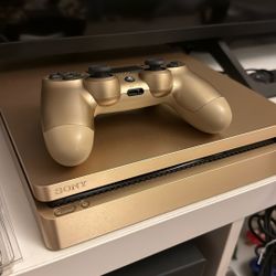 PlayStation 4 Gold Edition 