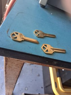 Doug locks.\nSpecializing in r e k e y I n g kW IKSET and S.C h l a g e door locks