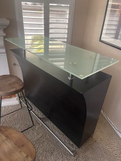 Bar Stand