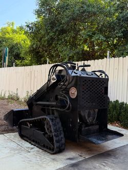 Mini skid steer