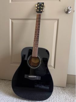 Black Yamaha F335