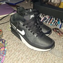 Nike Airmax Women. Brand New. Super Deal Size 5.5y