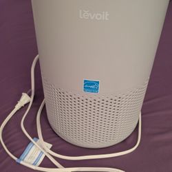 Levoit Core 200S Smart Air Purifier 