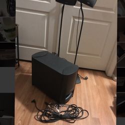 Bose Speaker Set And Subwoofer 