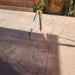 Topcon  Tripod For Laser