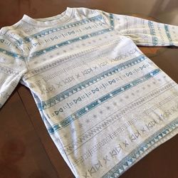 Boys Pull Over Size XS (4/5)