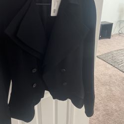 Woman’s Real authentic Christian Dior Shirt blazer with extended pockets . Paid 1,400.00 including tax