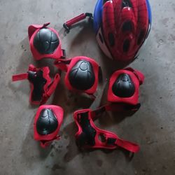 Spiderman Helmet And Pad Set