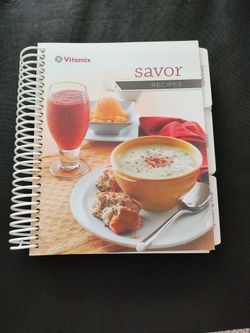 Vitamix cook book 348 pages. Like new. Great for xmas