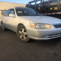 2001 Toyota Camry 