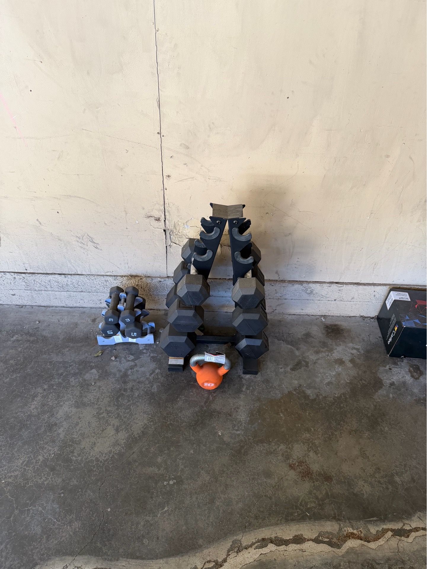 Dumbbell set for sale 10,15 and 25 and more