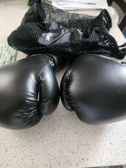 Boxing gloves