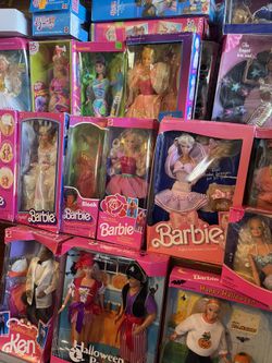 Barbie Shop Garage Sale