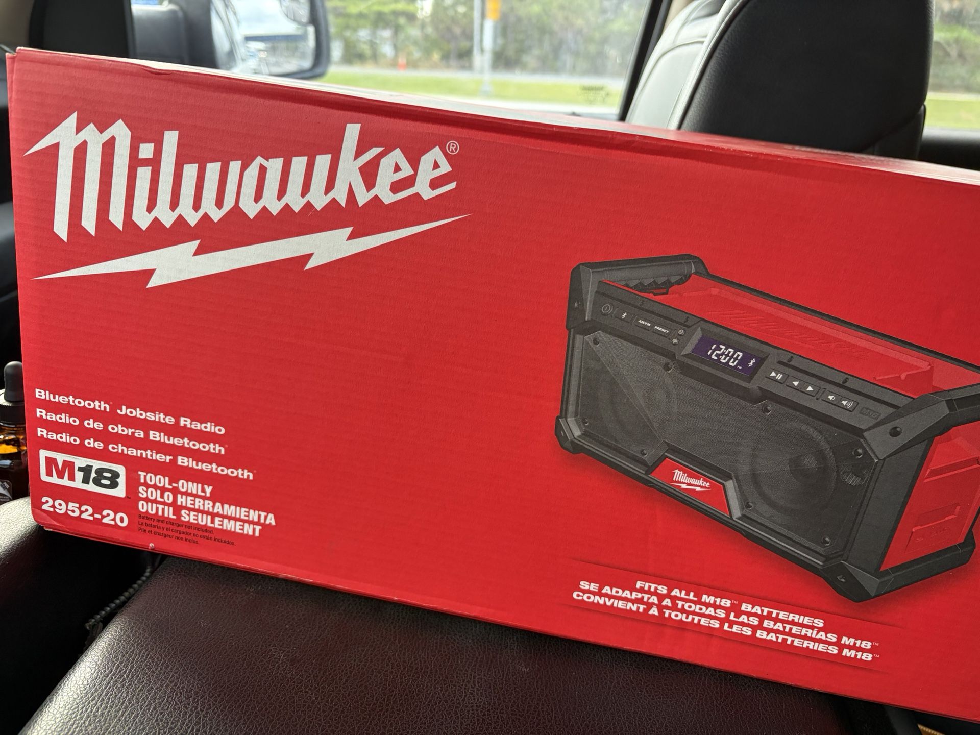 Milwaukee Job site Radio Bluetooth