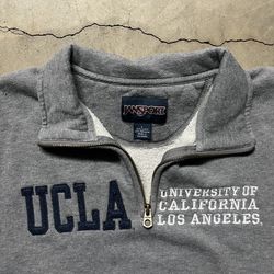 Vintage 2000’s UCLA Embroidered Collegiate Quarter Zip Sweater L