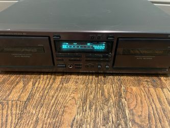Cassette tape player