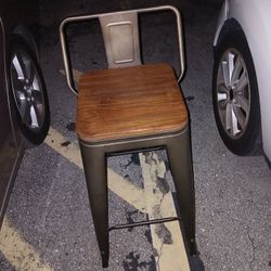 4 Stools