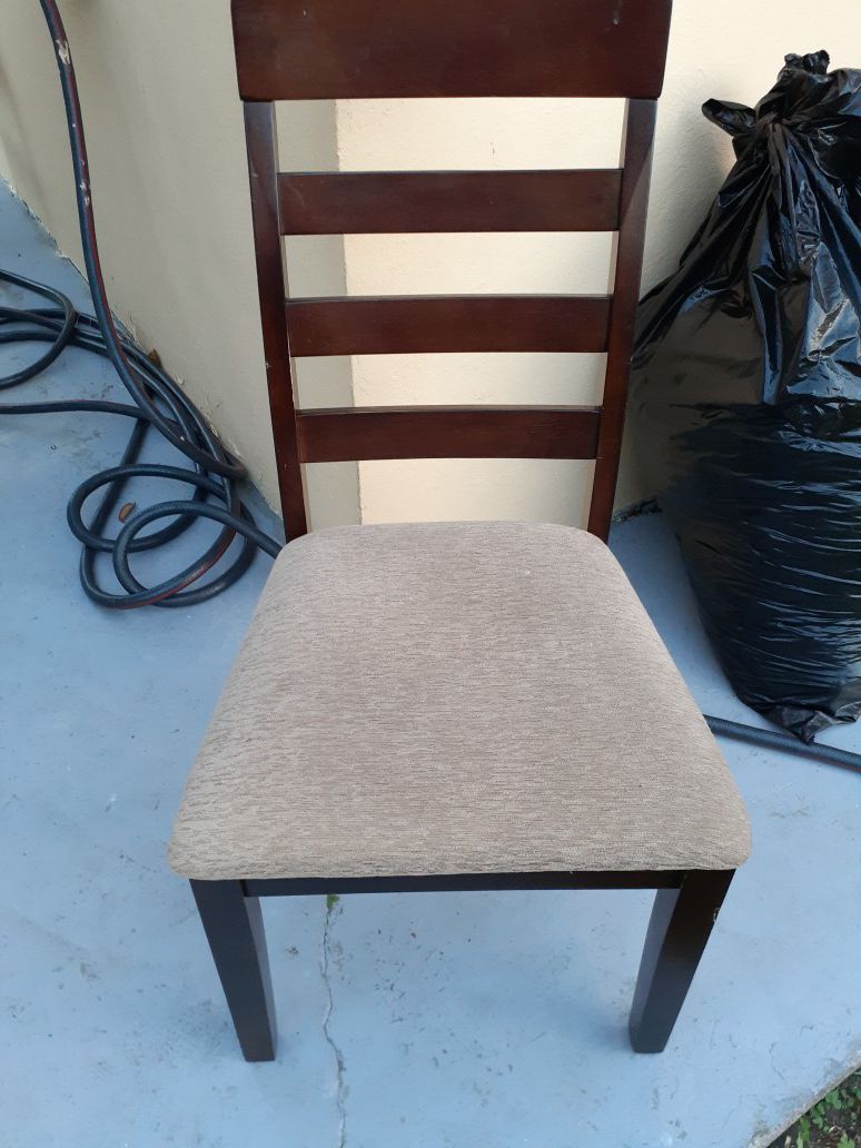 Chair / dinning room