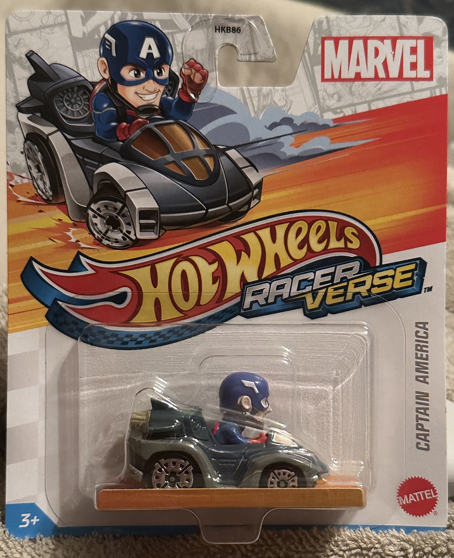 Hot Wheels Marvel racer verse Captain America