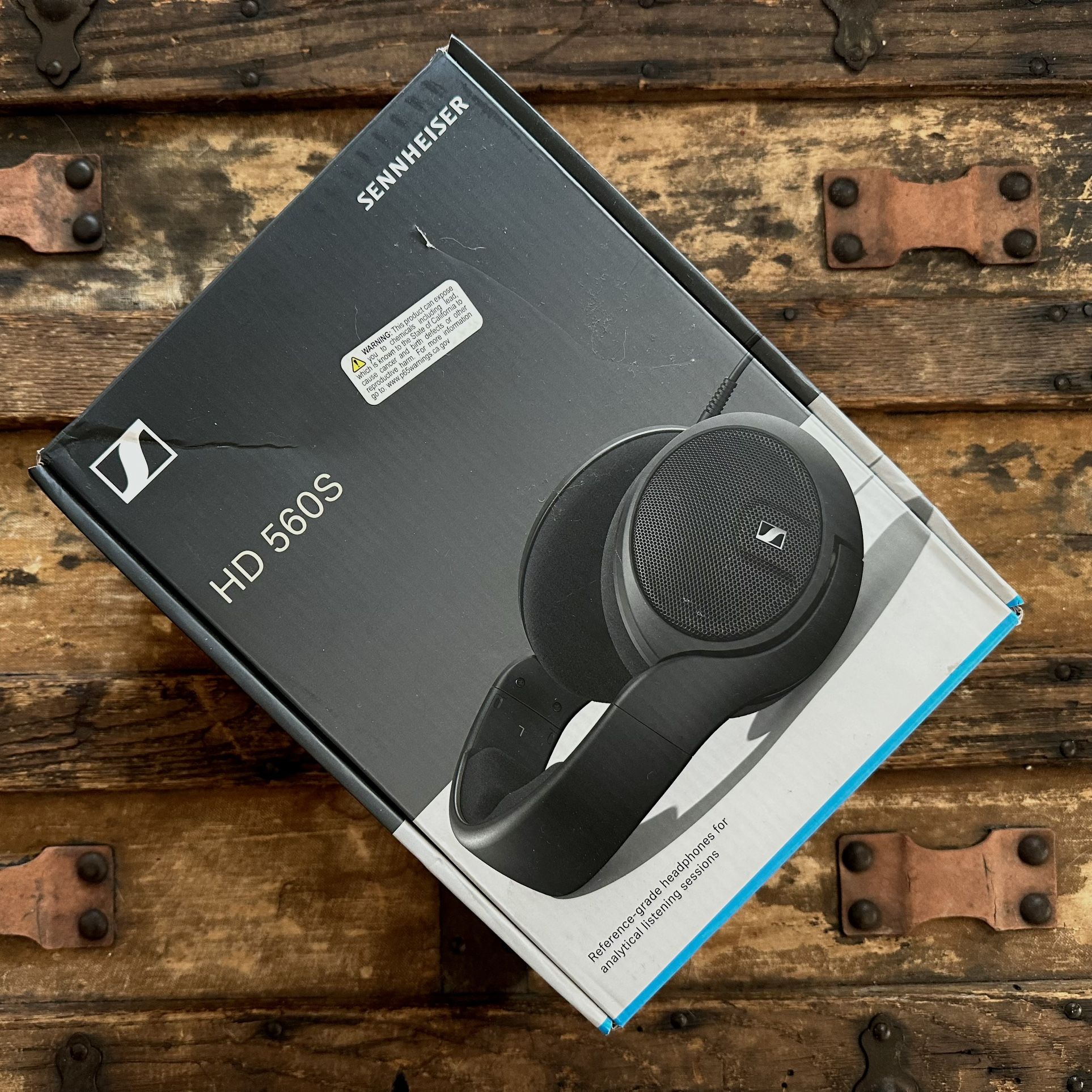 Sennheiser HD 560S Open-Back Audiophile Headphones