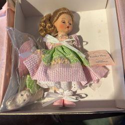 Madame Alexandra Easter Hop