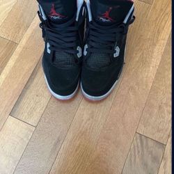 Jordan 4 Breds