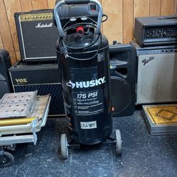 Husky 175 PSI 20 GAL In Great Condition