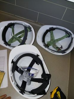 Construction Helmets . Cascos Construccion Y Lentes