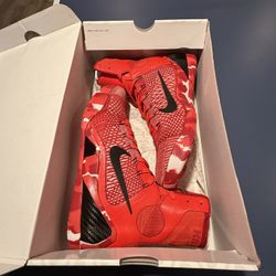 Kobe 9 Elite Christmas 2014 Size 11 DS
