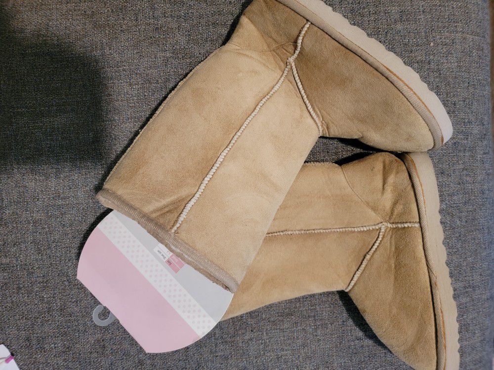 New Faux Ugg Boots Women's All Season Shoes