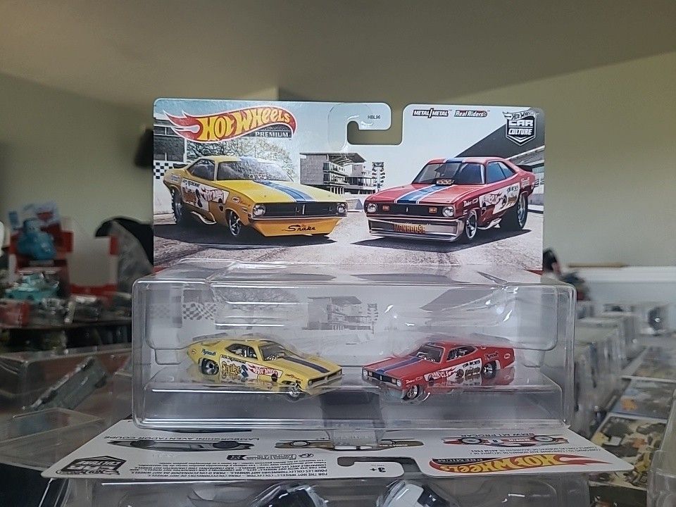 Hot Wheels Car Culture '72 Plymouth Cuda FC Duster Funny Car