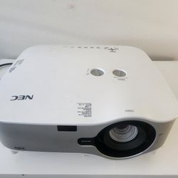 NEC NP2000 Projector
