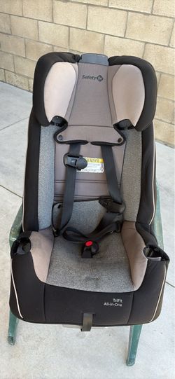Safety 1st Car seat expires on 2033
