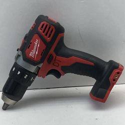 Tools Milwaukee Drill (2940)