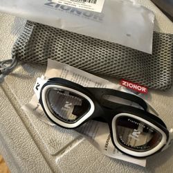 NIP ADULT SWIM GOGGLES ZIONOR WHITE BLACK