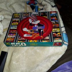 Golden Puzzle With Bugs Bunny And Friends 