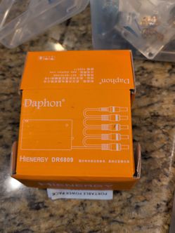 Daphon DR6809 rechargeable 9V DC portable power pack - new