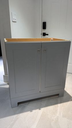 Bathroom vanity