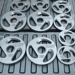 NEW  OLYMPIC  CAP PLATES  (FOUR)  10s  &  5s   &  (PAIR OF)   2.5s.    