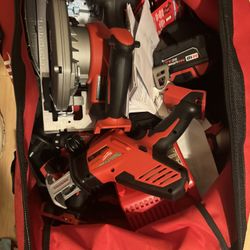 Milwaukee Tool Set