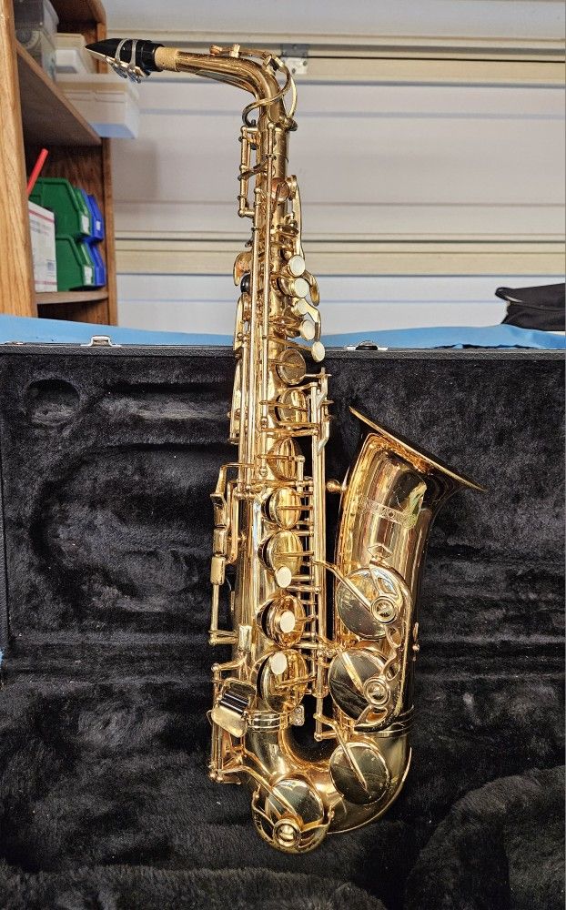 BELMONTE ALTO SAXOPHONE WITH CASE